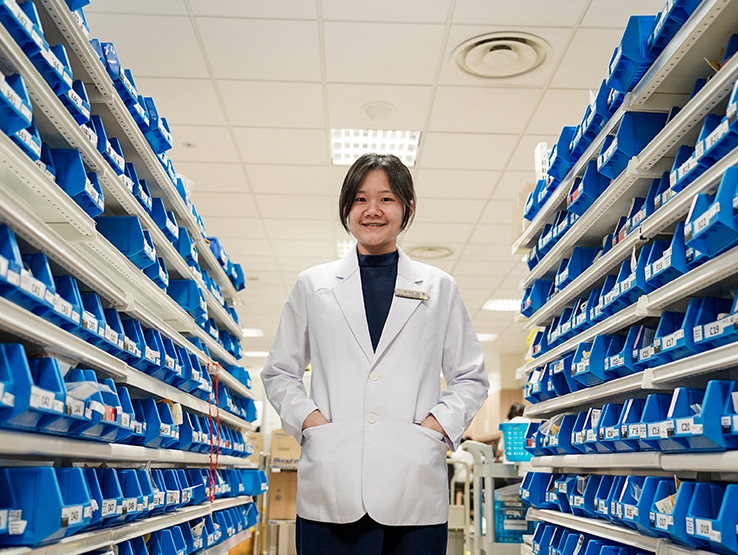Pharmacist Ng Wan Jing